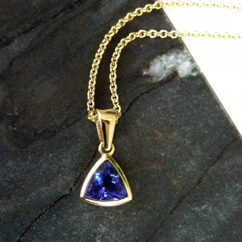 J1298 – Tanzanite Pendant 2
