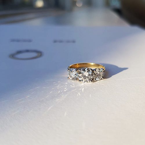 E65674A2-BD2E-49DD-8F73-222565B487D8