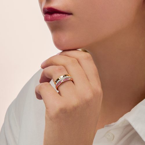 JBC – Model – Ring Stack – Crop