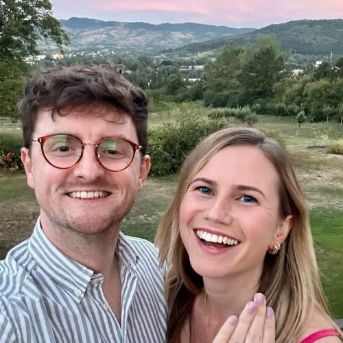 J3671 – Happy Couple