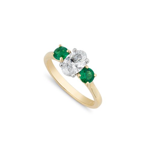J3125 – Oval Diamond Three Stone Ring