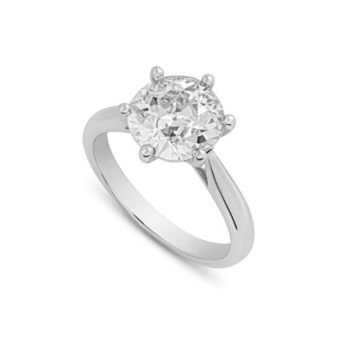 Classic Platinum Diamond Ring