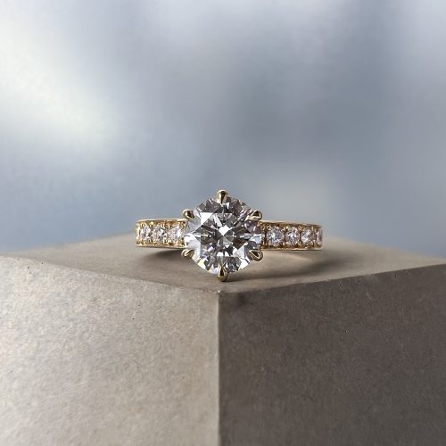 Round Dia Solitare Design re edit