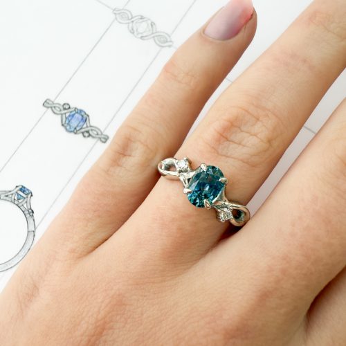 J5082 – Hand & Sketches