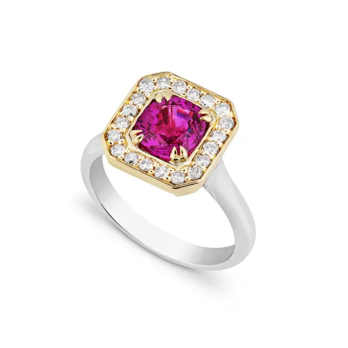 Exclusive bespoke jewellery design