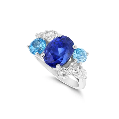 4Custom-made jewellery