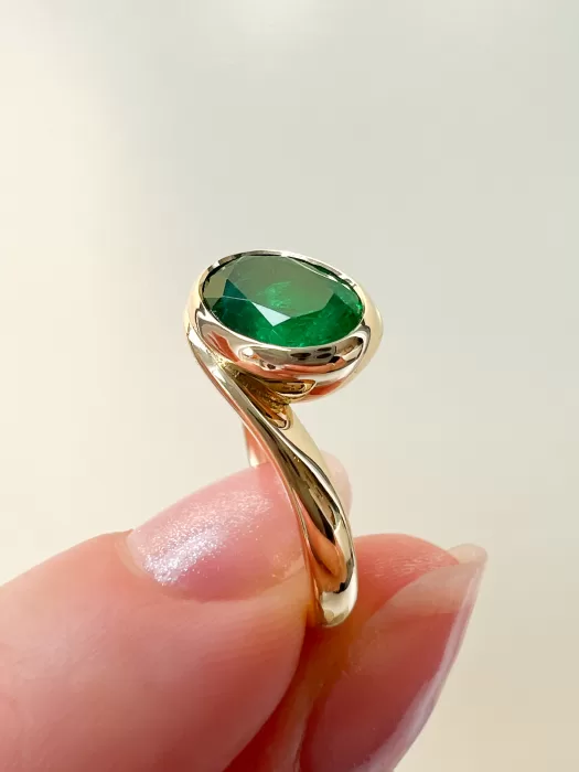 Emerald Bespoke Ring