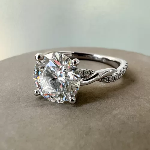 Custom Solitaire Engagement Ring